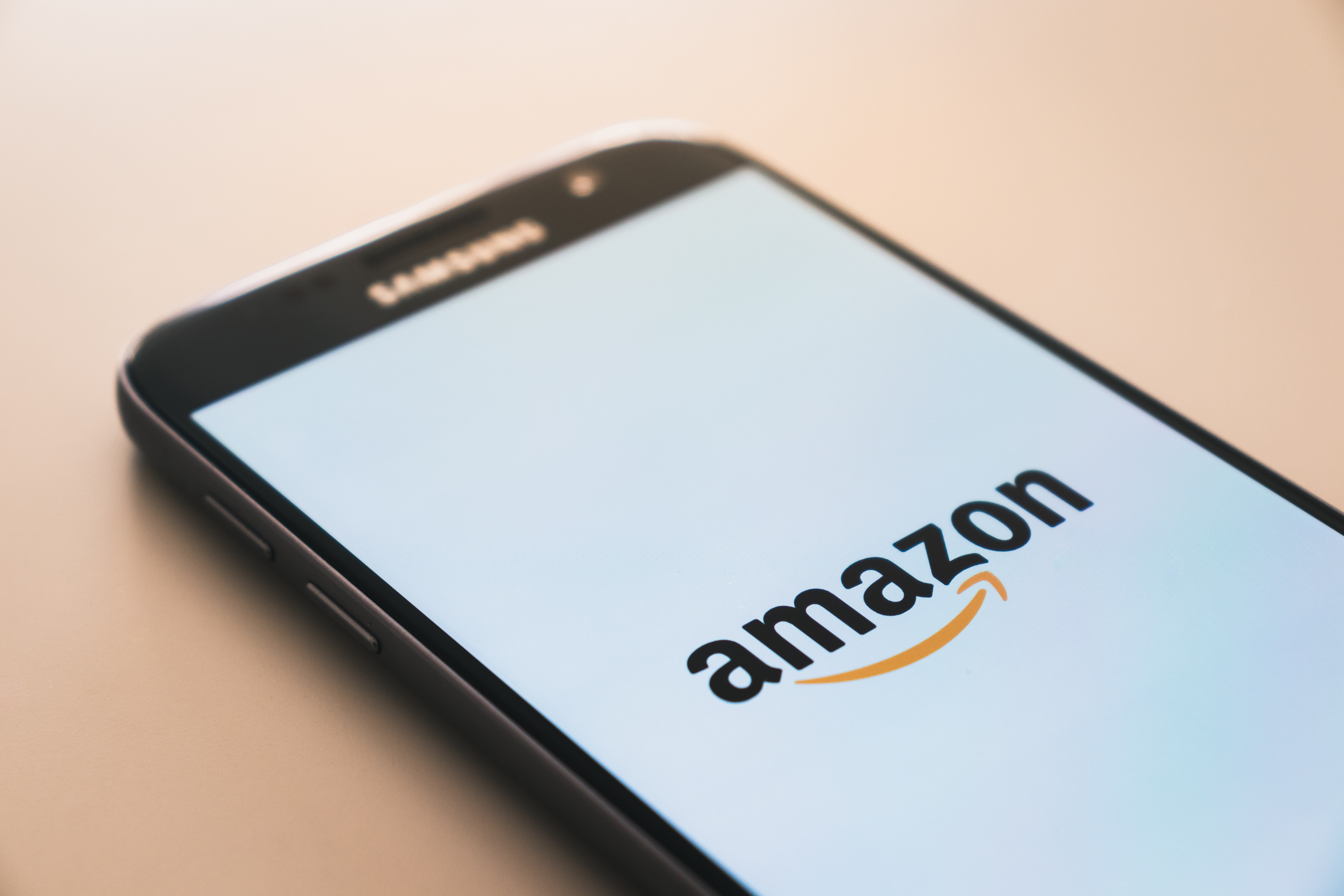 英語中級・上級向けAmazon Primeプログラム!年会費だけで使えてお得