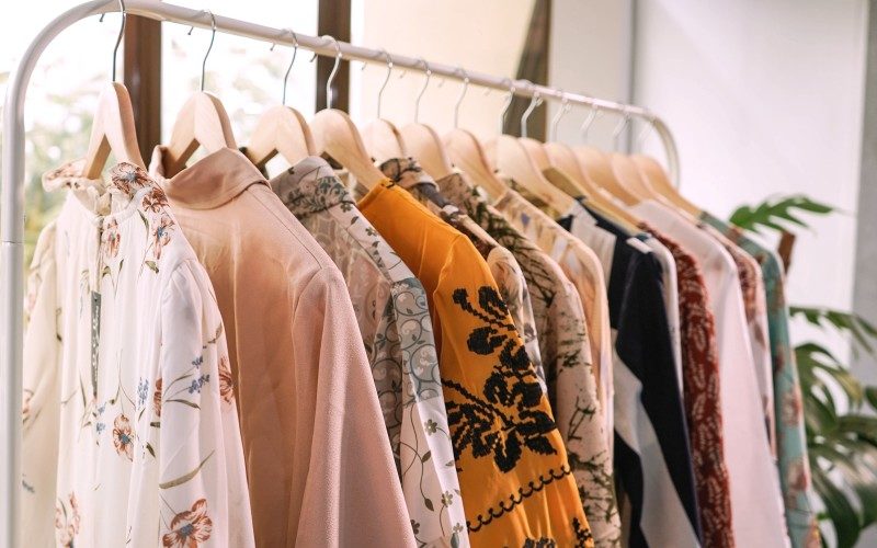 SSENSE(エスセンス)で海外ファッションを通販|送料と関税・セール情報